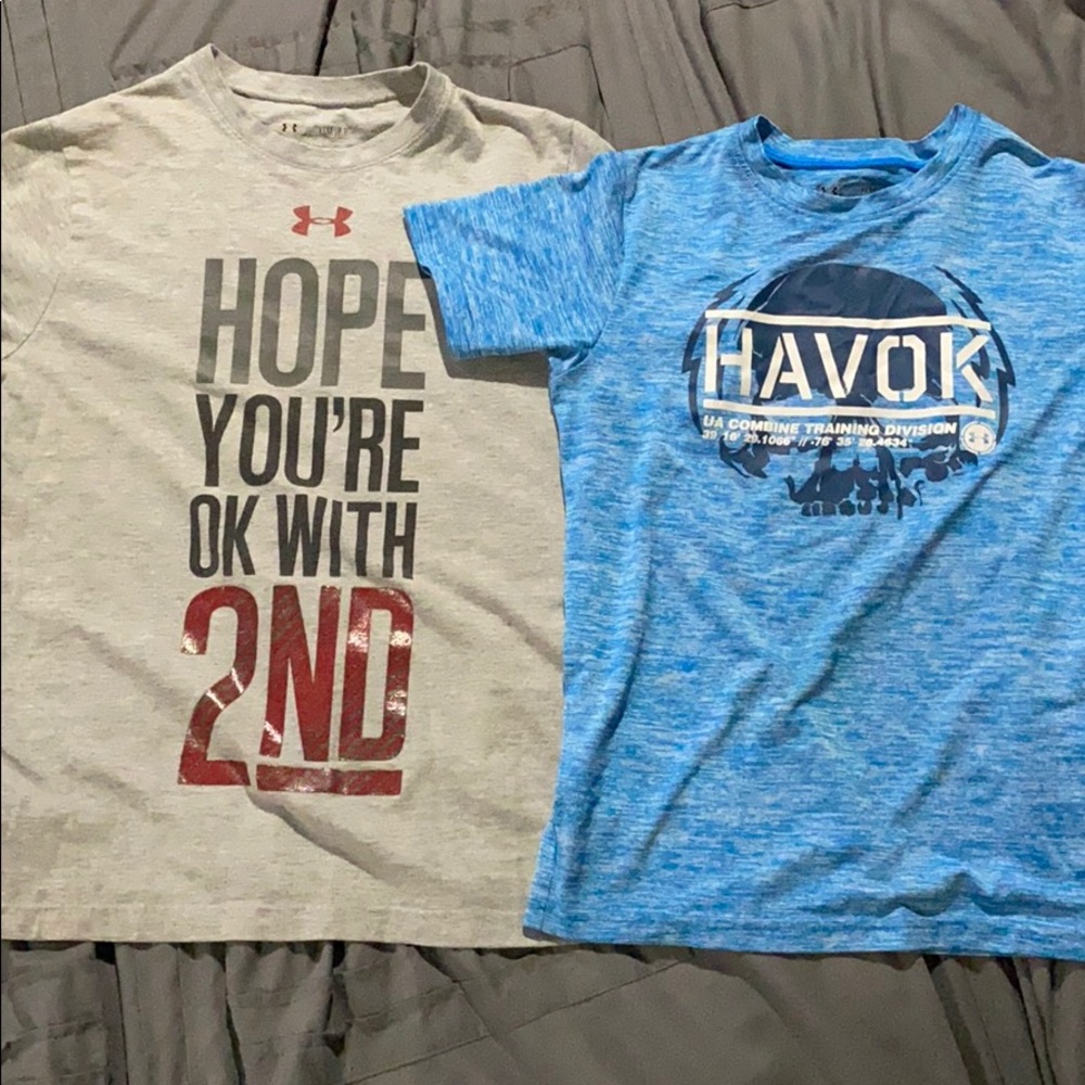 Boys small Under Armour t-shirts